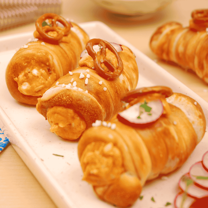 Laugenröllchen mit Obatzter