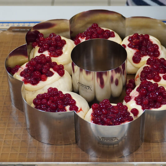 Frankfurter Kranz mit Rosenform
